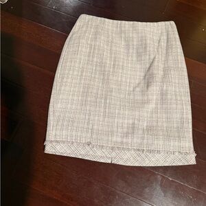 White House Black Market Textured Pencil Skirt